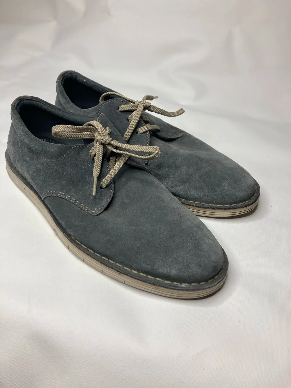 Collection B Gray Suede Casual Derby with Beige Laces